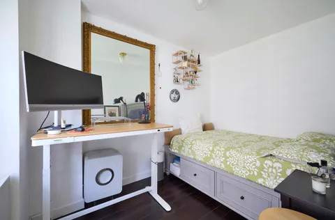 $895,000 | 140 West End Avenue, Unit 9J | Upper West Side