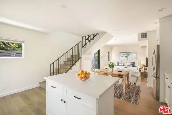 $5,995 | 535 Beloit Avenue, Los Angeles, CA 90049