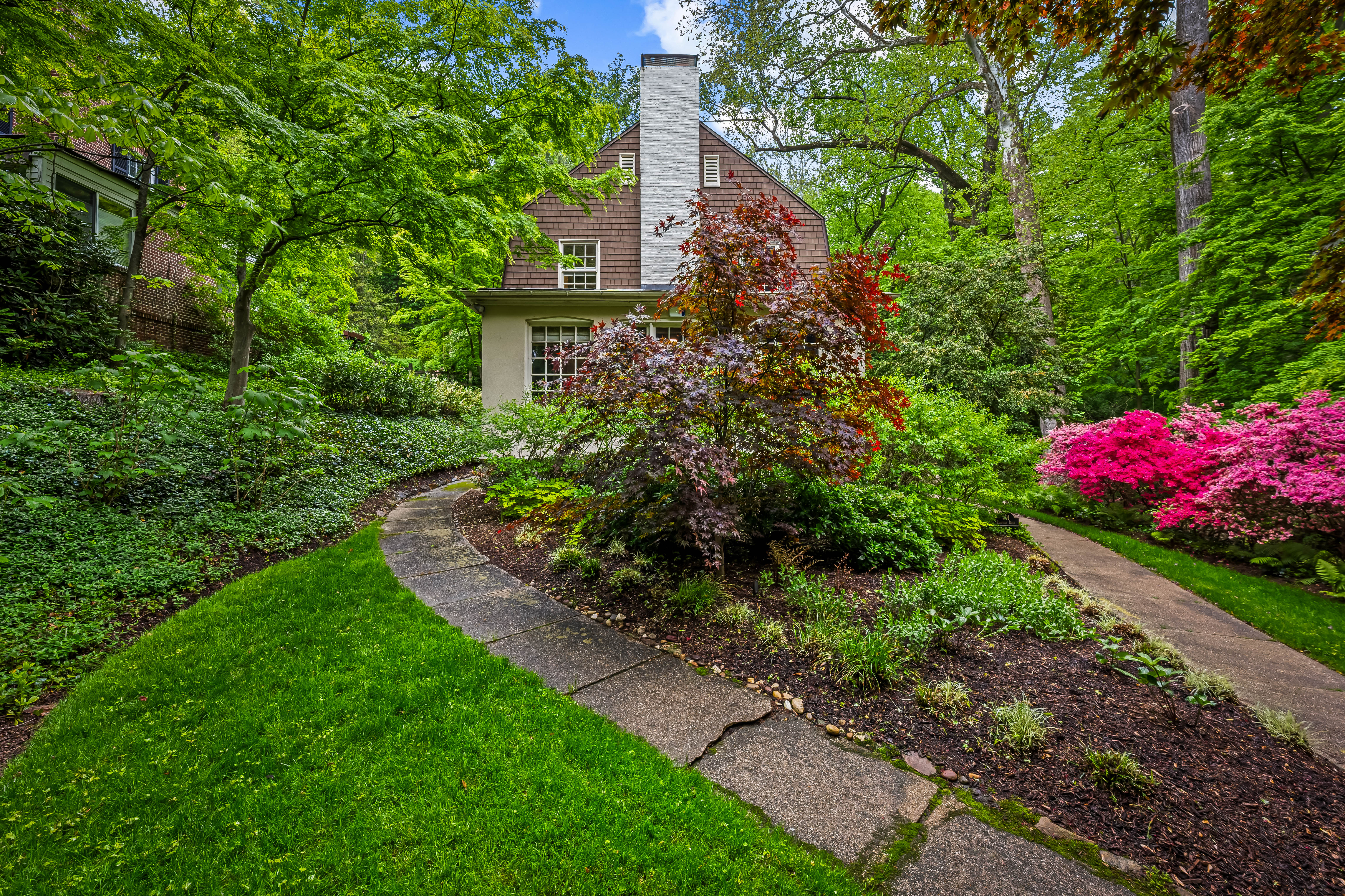 401 Edgevale Road Baltimore, MD 21210 - Photo 9 of 17