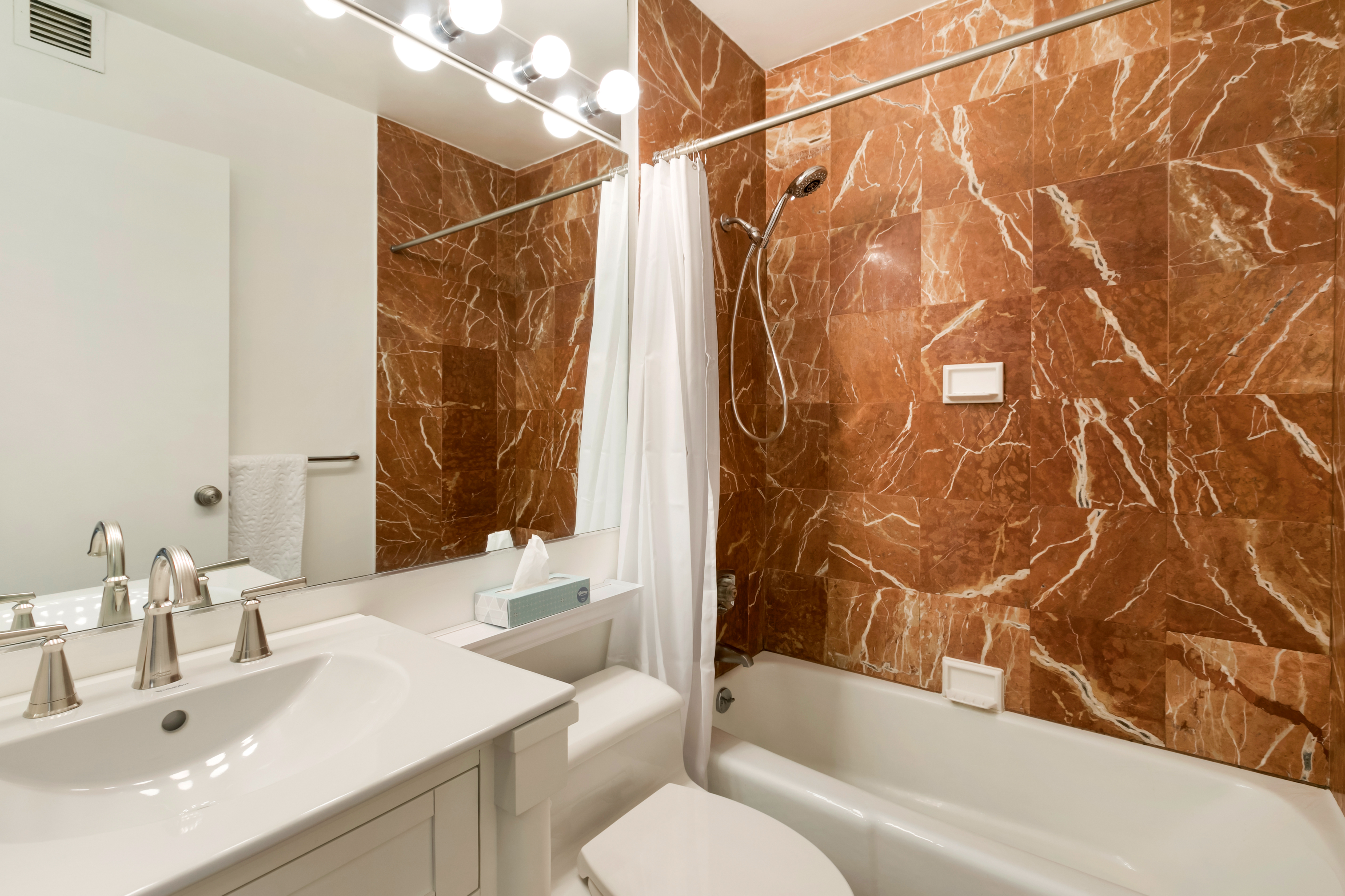 130 West 79th Street, Unit 4D Manhattan, NY 10024 - Photo 5 of 9