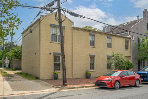 $1,249,000 | 228 South Alfred Street, Alexandria, VA 22314
