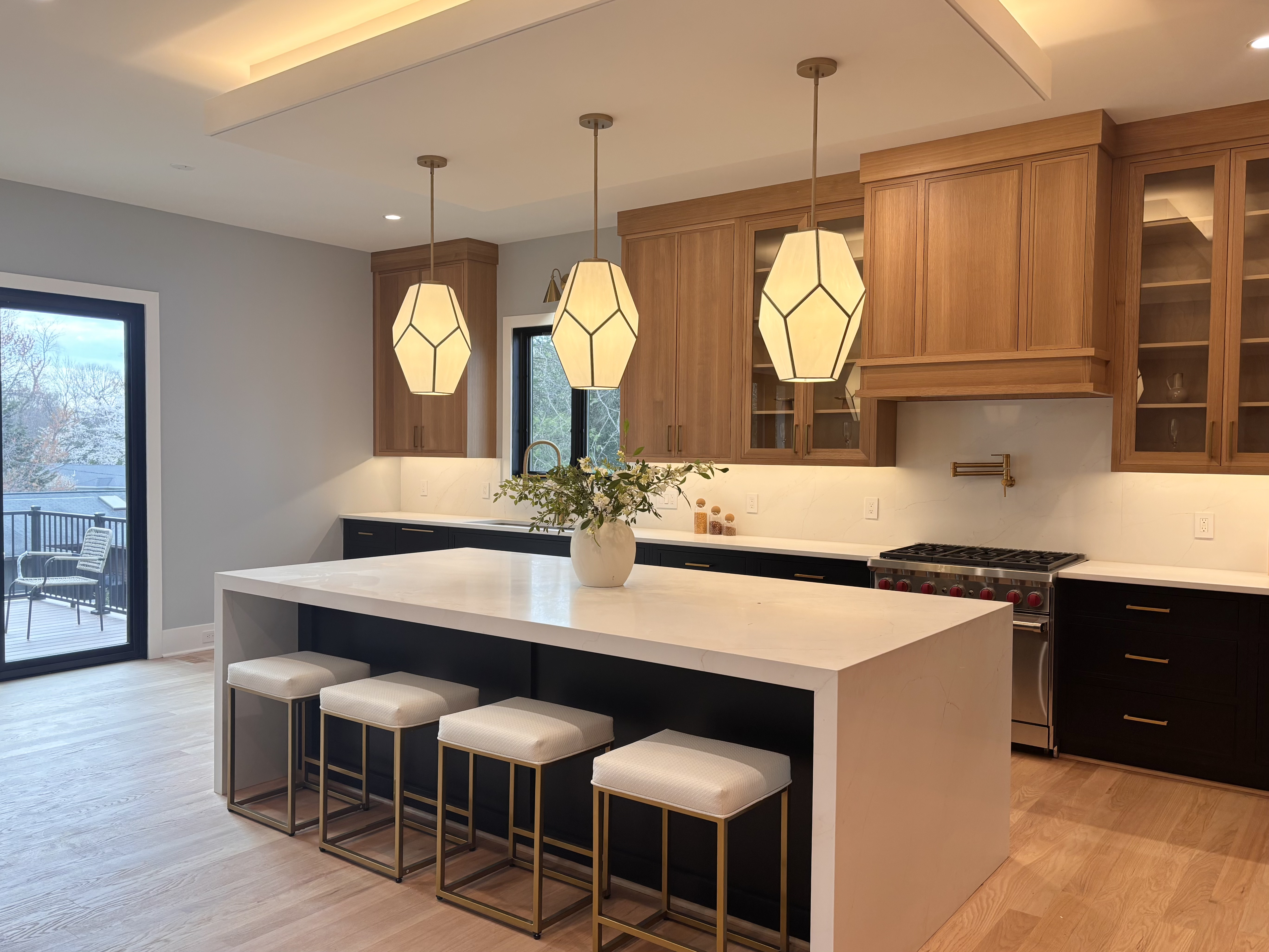 1052 Balls Hill Road McLean, VA 22101 - Photo 2 of 13