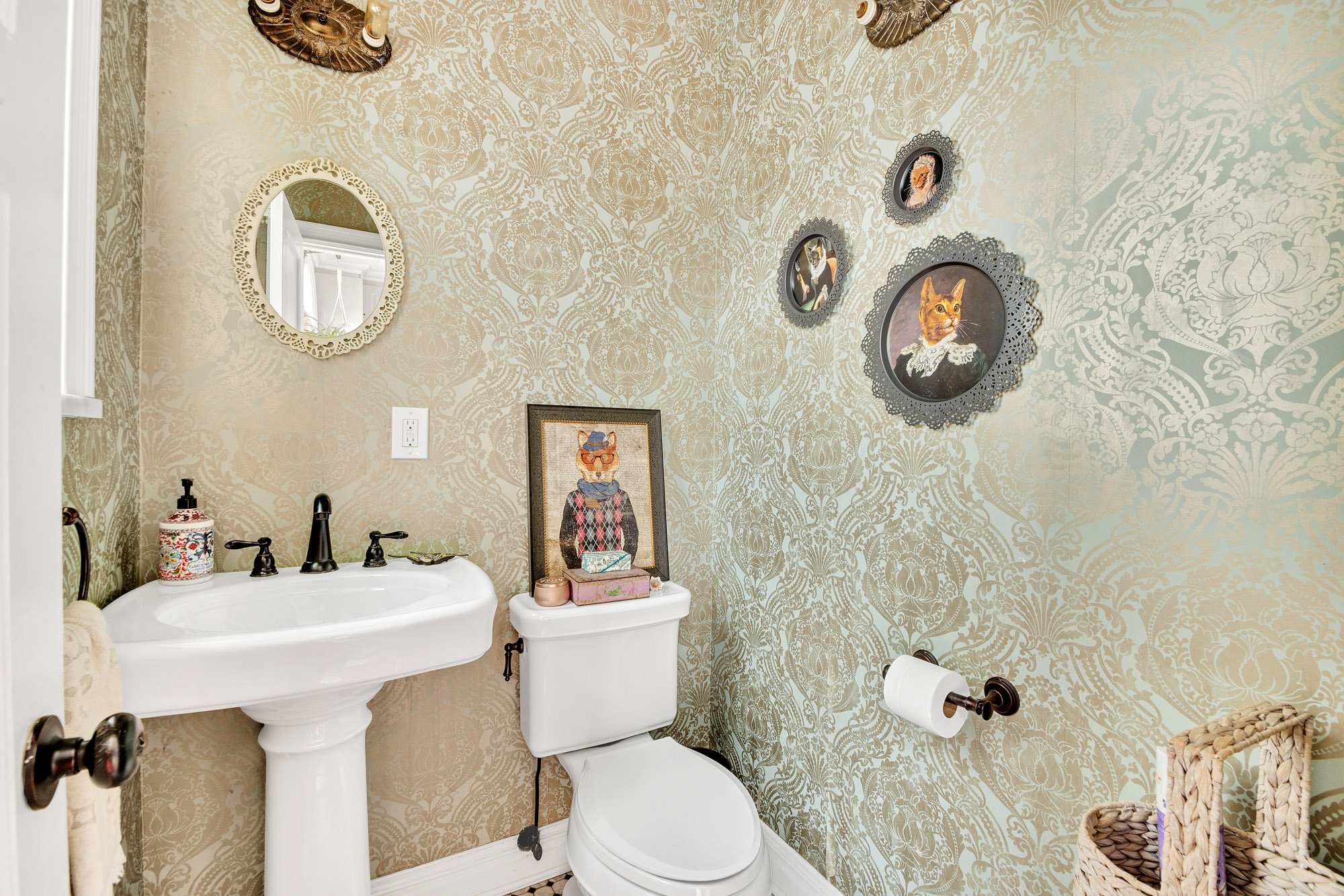 10 Carroll Street Brooklyn, NY 11231 - Photo 8 of 28 a bathroom with a toilet sink and vanity