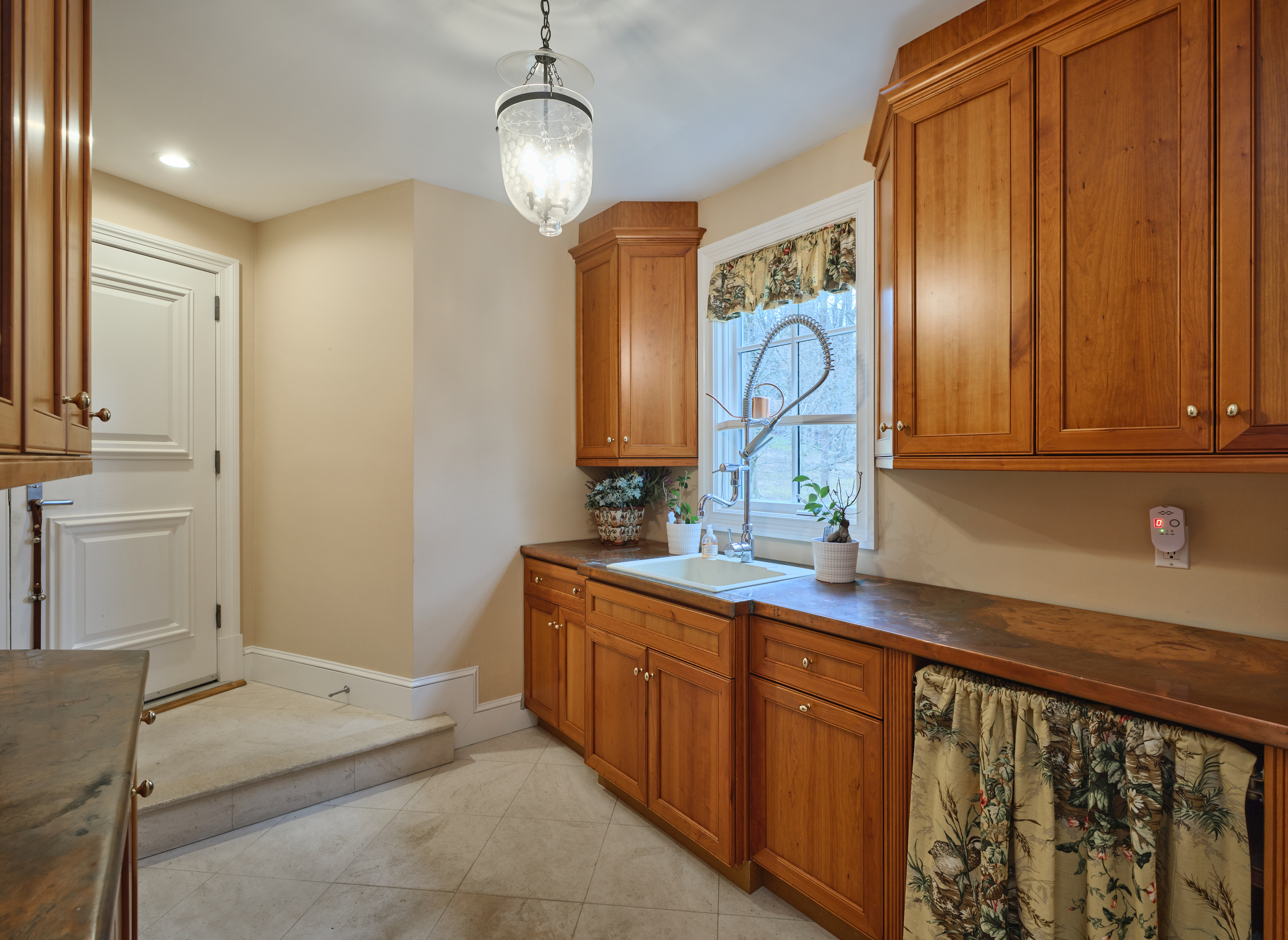 1605 Mt Pleasant Road Villanova, PA 19085 - Photo 27 of 54