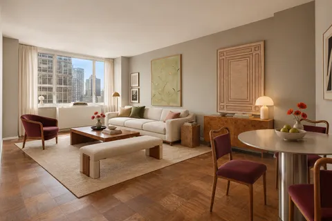 $550,000 | 245 East 54th Street, Unit 21G | Midtown East