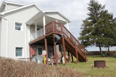 $180,000 | 410 Main Street, Lyndora, PA 16045