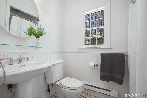 $895,000 | 39 McIntosh Road, Stamford, CT 06903