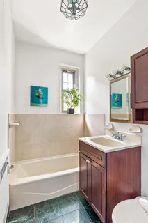 $960,000 | 145 Hicks Street, Unit B40 | Brooklyn Heights