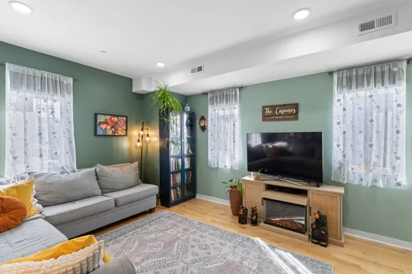 $525,000 | 1940 South 6th Street, Philadelphia, PA 19148