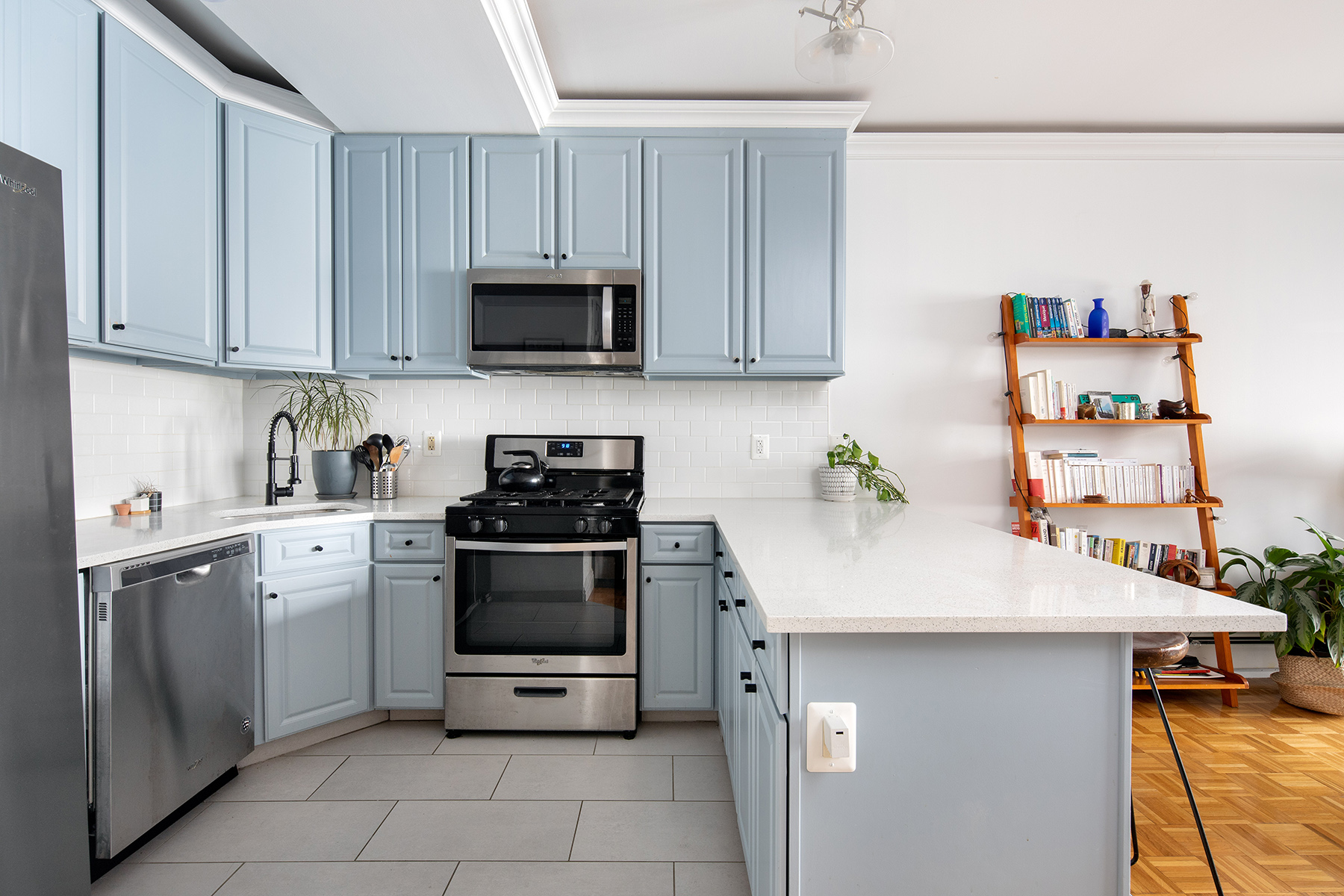 99 Kingsland Avenue, Unit 205 Brooklyn, NY 11222 - Photo 2 of 9