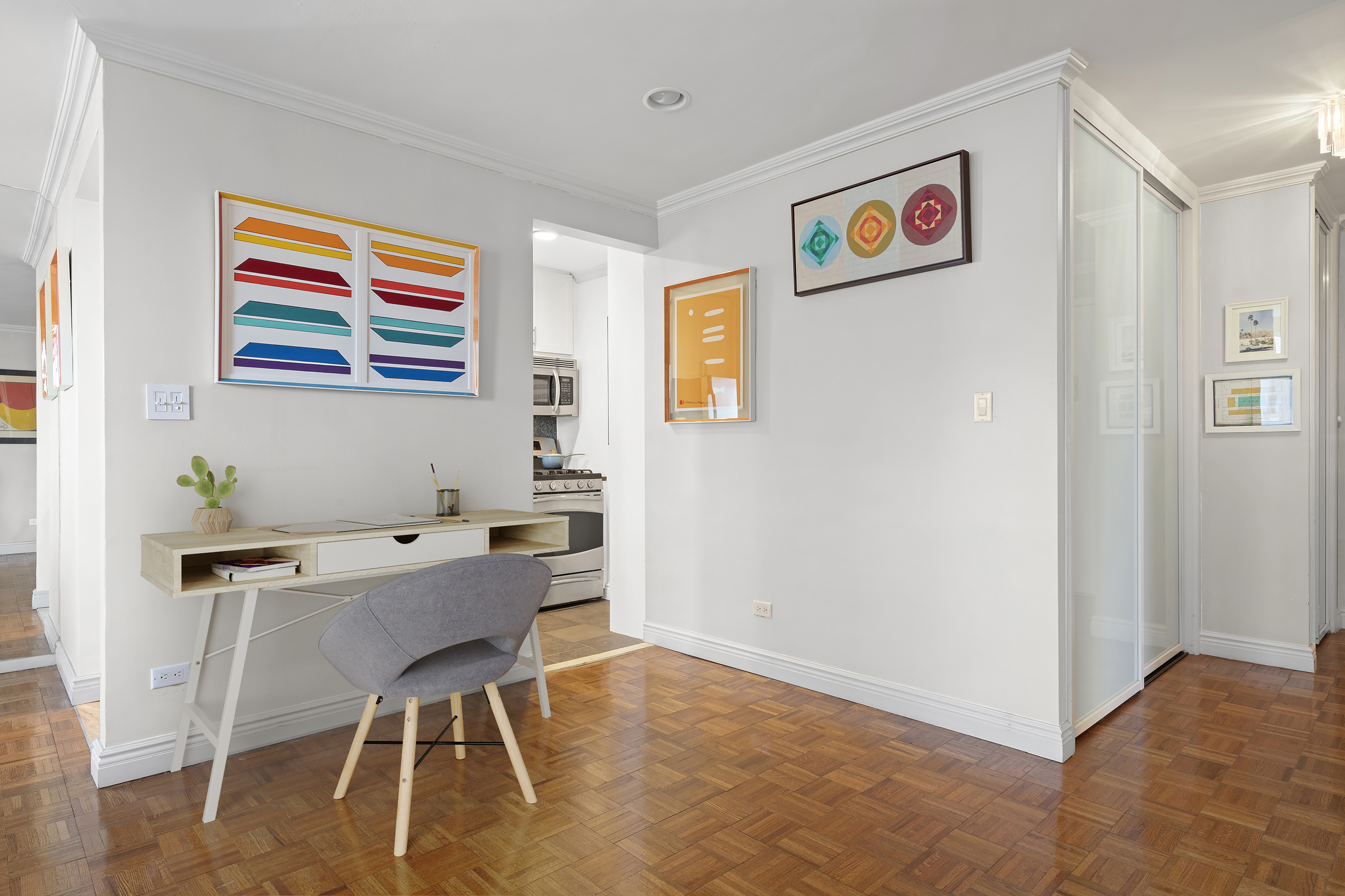 32 Gramercy Park South, Unit 15G Manhattan, NY 10003 - Photo 8 of 11 a view of a workspace with furniture and workspace