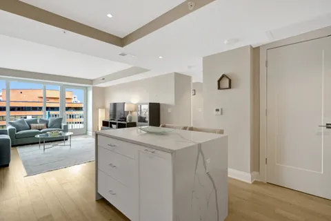 $960,000 | 925 North Fairfax Street, Unit 610, Alexandria, VA 22314