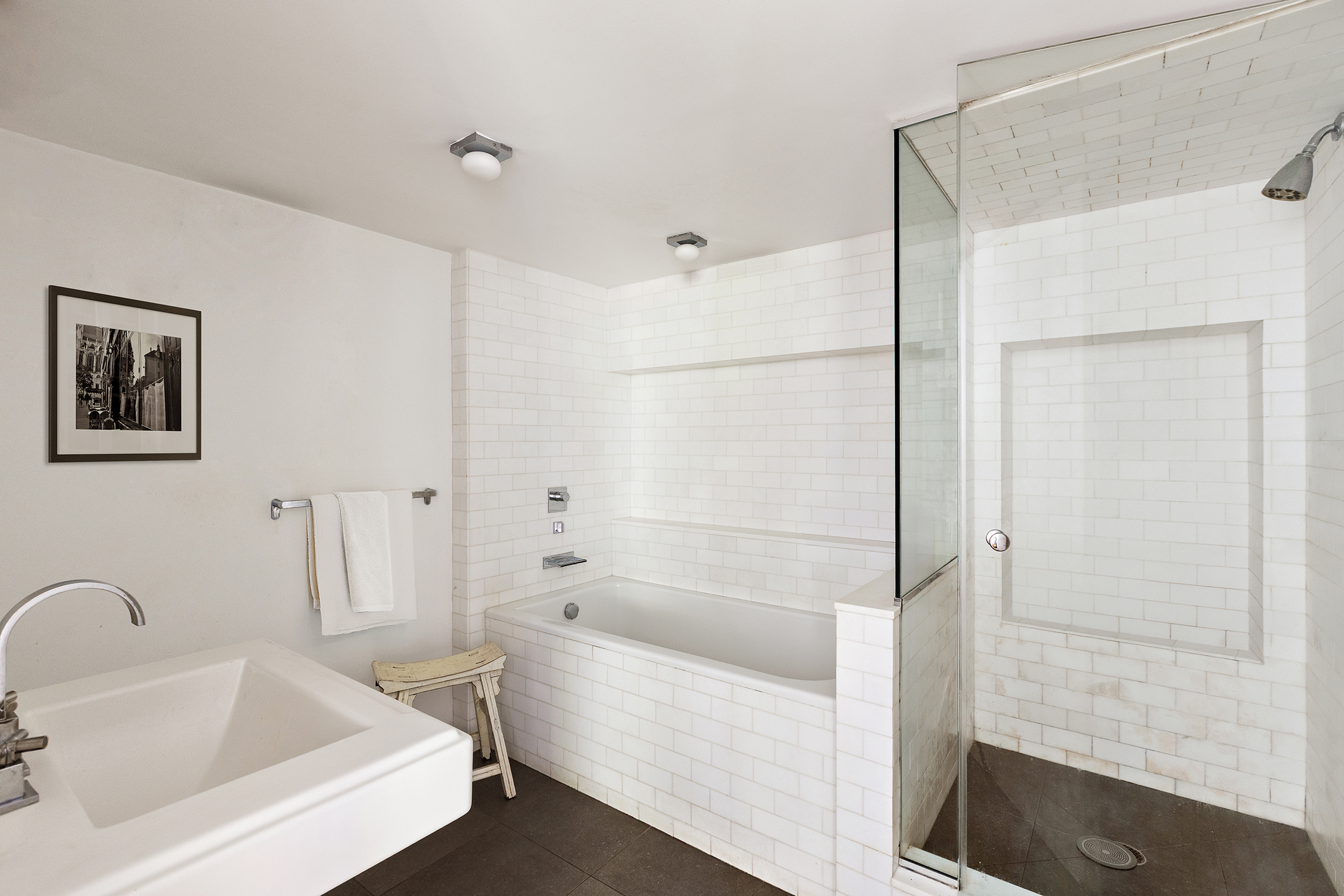 377 West 11th Street, Unit 3A Manhattan, NY 10014 - Photo 12 of 19