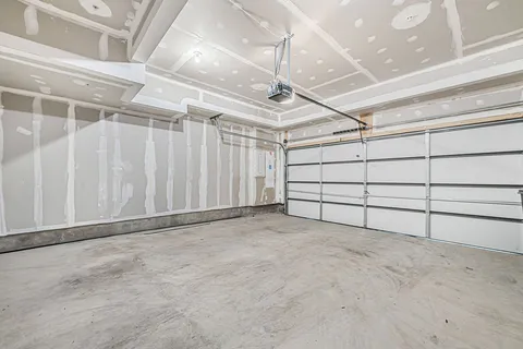 a view of a garage