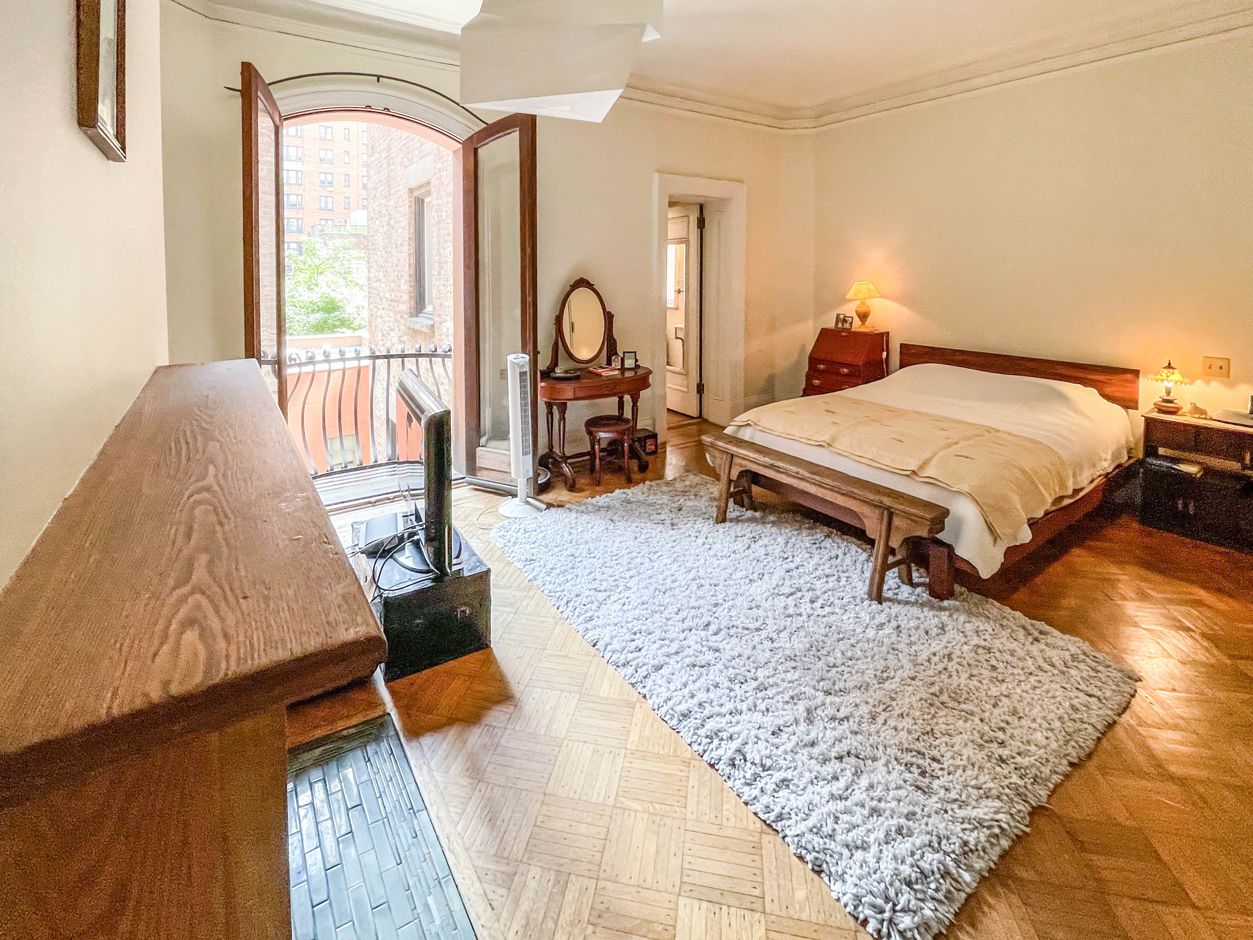 35 Riverside Drive, Unit 4 Manhattan, NY 10023 - Photo 8 of 12