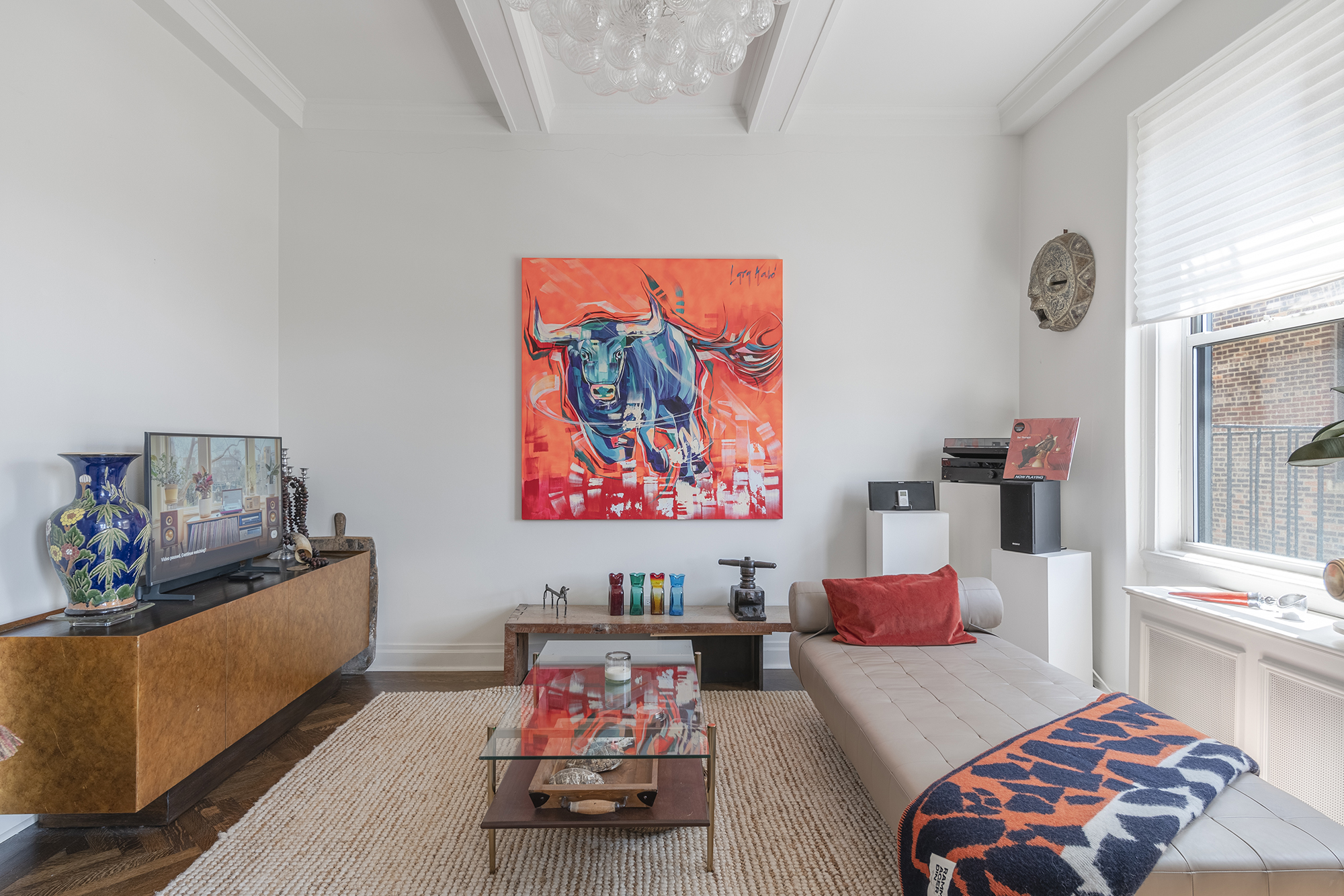 302 West 86th Street, Unit 11C Manhattan, NY 10024 - Photo 4 of 16 a bedroom with furniture and a couch