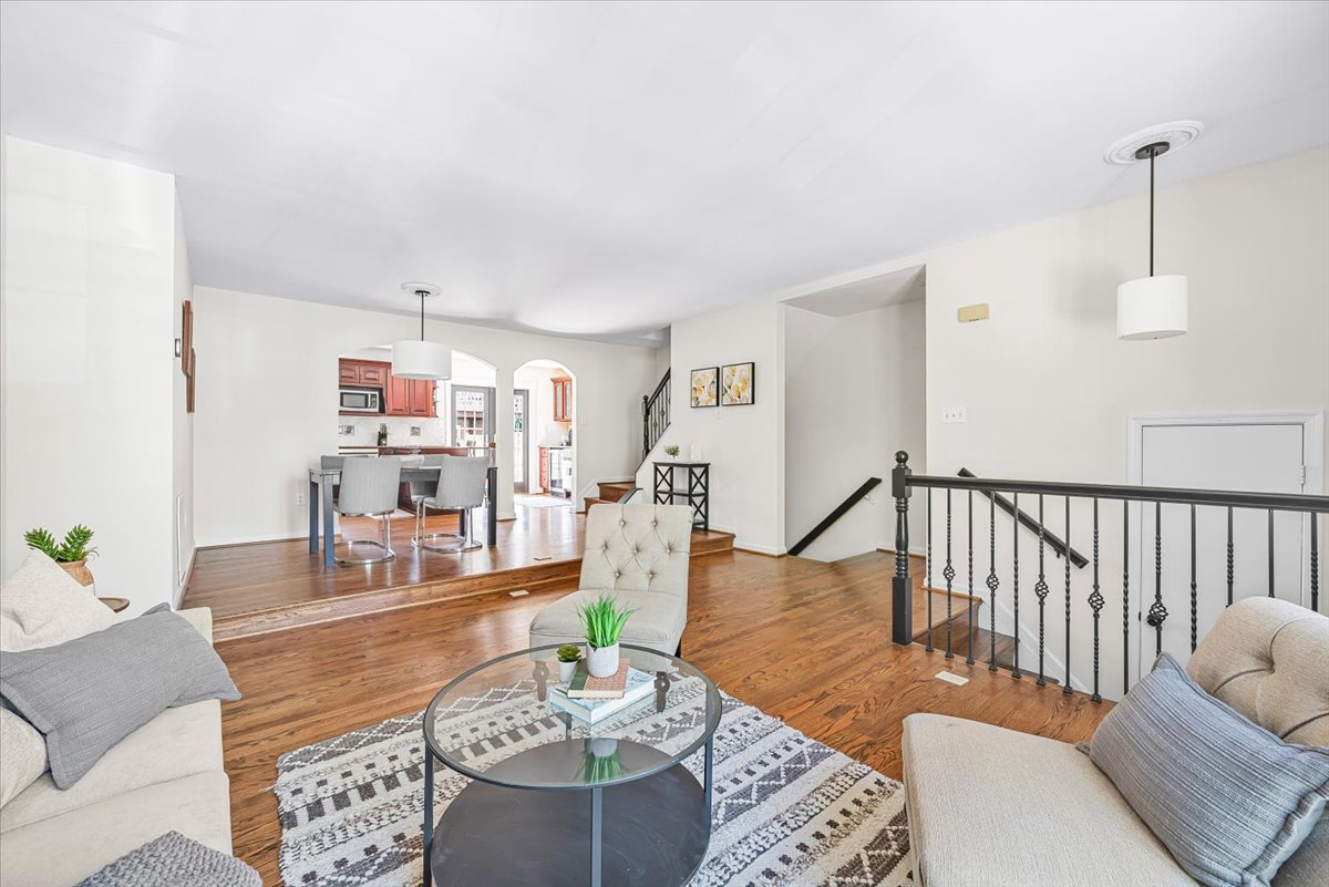 1914 Dennis Avenue Silver Spring, MD 20902 - Photo 4 of 28