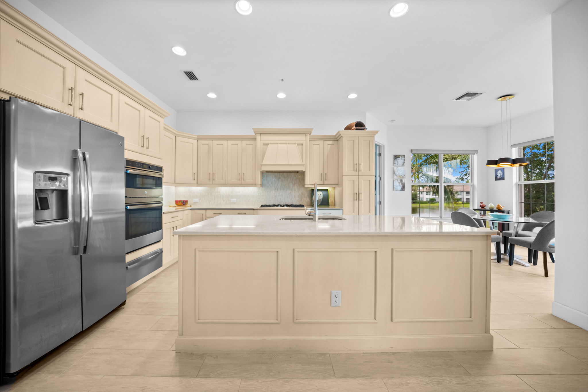 8062 Signature Club Circle, Unit 201 Naples, FL 34113 - Photo 15 of 79