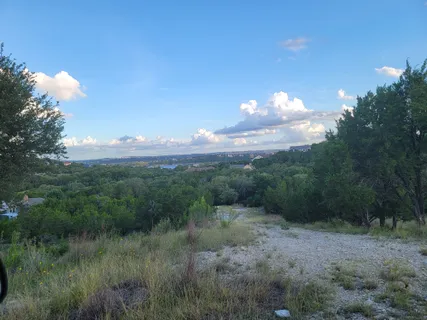 $600,000 | Bell Lane, Lago Vista, TX 78645