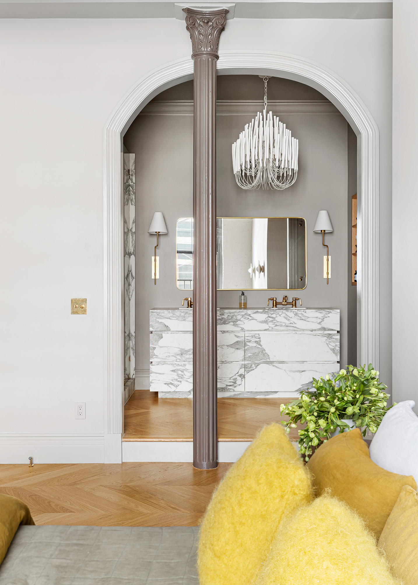 35 Mercer Street, Unit 3E Manhattan, NY 10013 - Photo 14 of 21 a view of a entryway door front of house