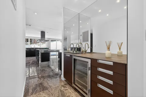 $3,199,000 | 48 Westwood Court, Woodbury, NY 11797