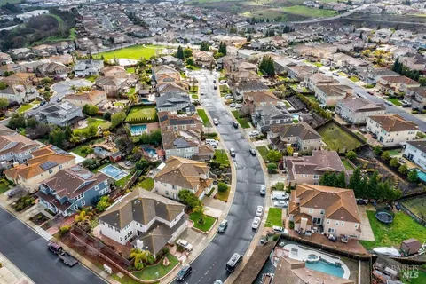 $1,350,000 | 661 Stoneman Court, Benicia, CA 94510
