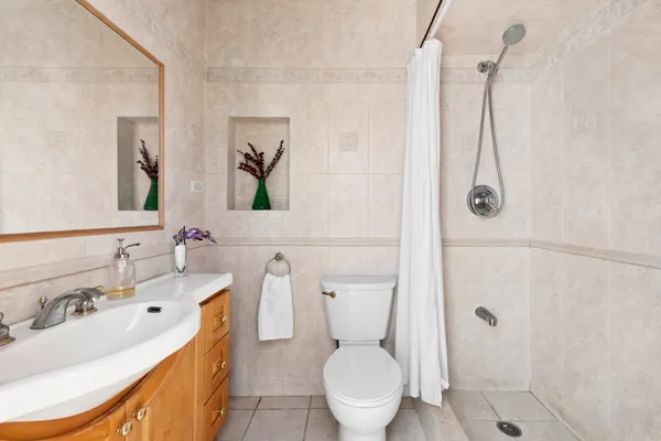$449,000 | 225 Central Park West, Unit 916 | Upper West Side