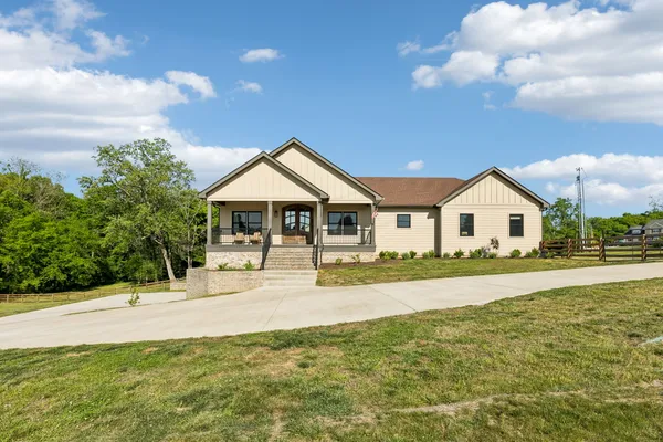 $630,000 | 1201 Heelstone Court, Columbia, TN 38401