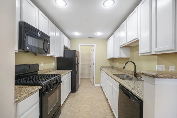 $484,900 | 13402 Roberts Tavern Court, Unit 2242, Clarksburg, MD 20871