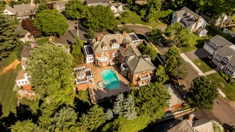 Contact Agent | 50 Green Park, Newton, MA 02458