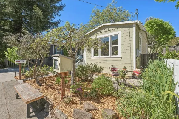 $1,395,000 | 142 Dominga Avenue, Fairfax, CA 94930