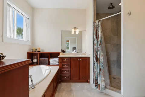 $1,689,000 | 365 Loeb Avenue, Key Largo, FL 33037