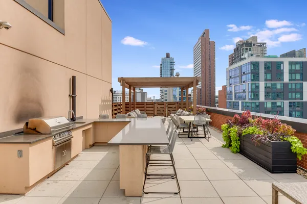 $3,400 | 25-19 43rd Avenue, Unit 809 | Long Island City