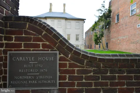 $1,100,000 | 2404 King Street, Alexandria, VA 22301