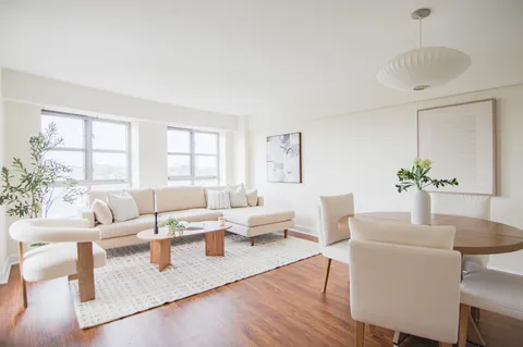 $779,000 | 931 Massachusetts Avenue, Unit 902, Cambridge, MA 02139