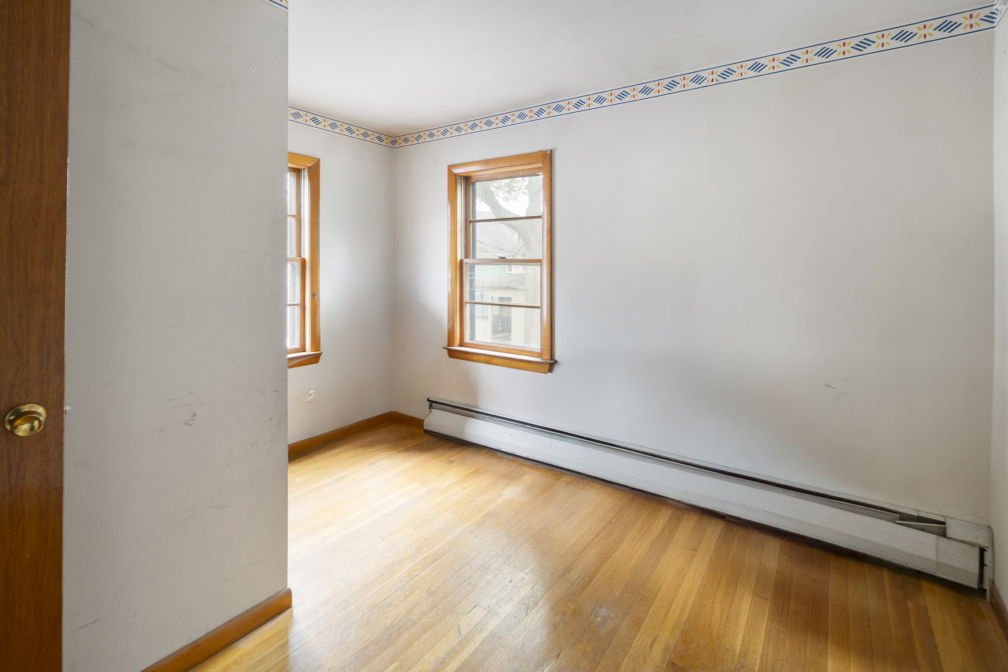 15 Harrington Road Cambridge, MA 02140 - Photo 8 of 17 a view of an empty room and window