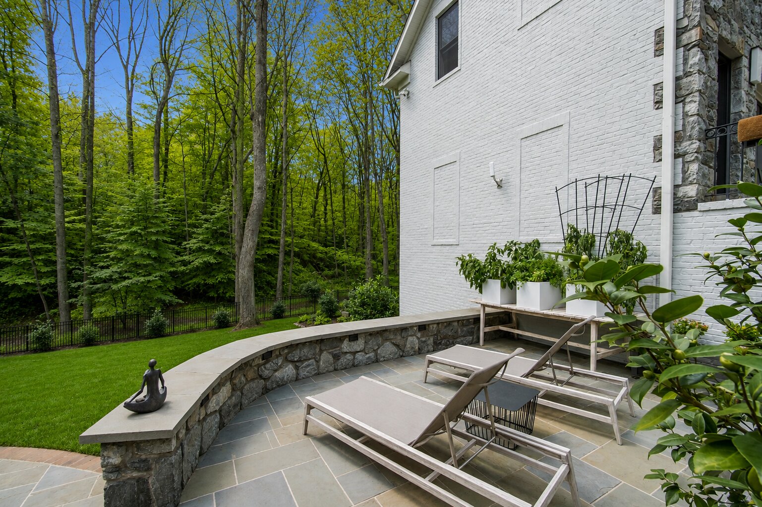 8210 Kingsgate Road Potomac, MD 20854 - Photo 57 of 69 Gallery Image 57