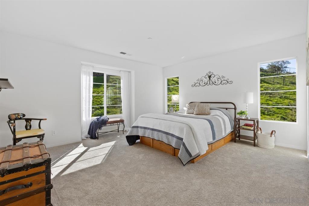 475 Taylor Drive Oceanside, CA 92056 - Photo 22 of 27