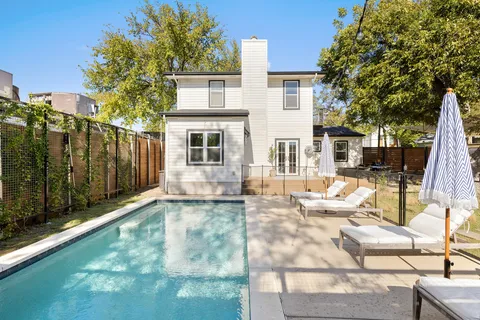 $1,100,000 | 909 East 50th Street, Austin, TX 78751