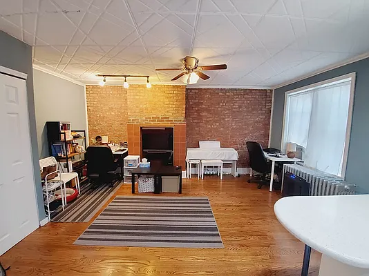 441 63rd Street, Unit 1R Brooklyn, NY 11220 - Photo 3 of 10