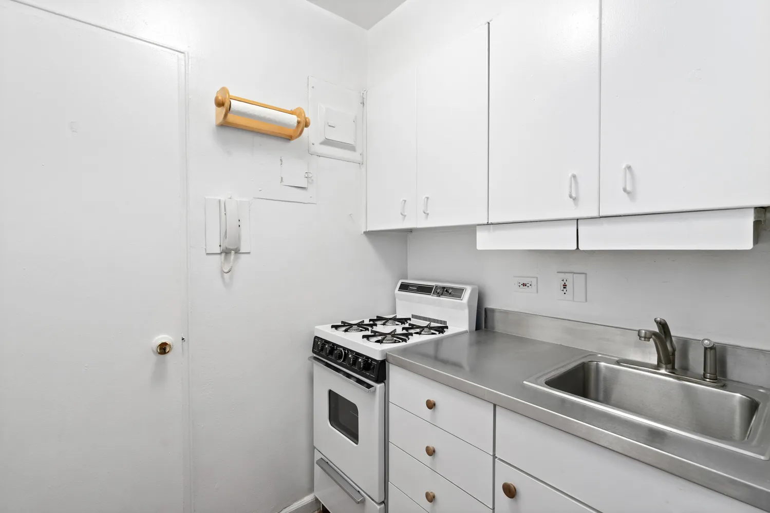 $430,000 | 60 East 9th Street, Unit 235 | Greenwich Village
