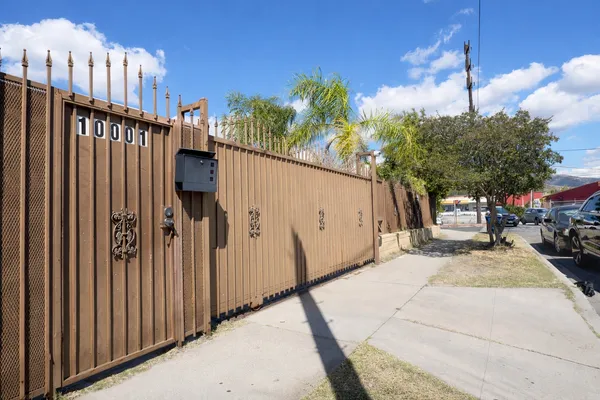 $1,450,000 | 7703 North Hollywood Way, Burbank, CA 91505