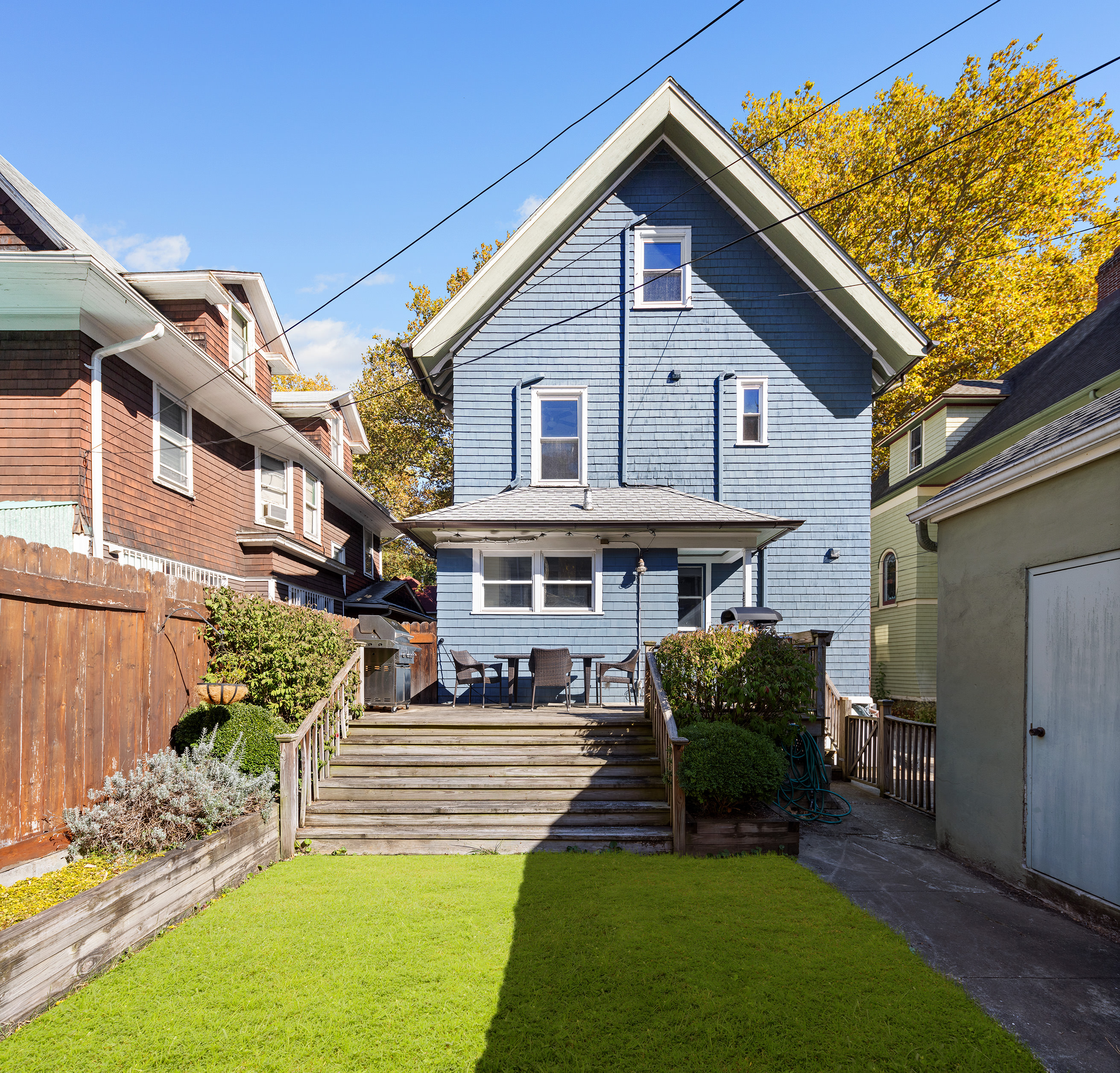 462 Westminster Road Brooklyn, NY 11218 - Photo 17 of 18 a front view of a house with garden