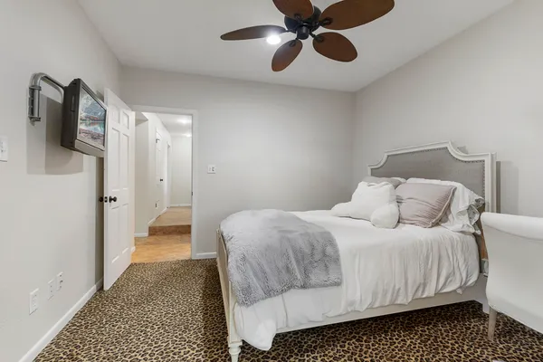 $449,000 | 3930 Knollcrest Drive, Montgomery, TX 77356