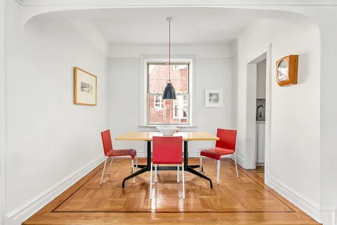 $960,000 | 145 Hicks Street, Unit B40 | Brooklyn Heights