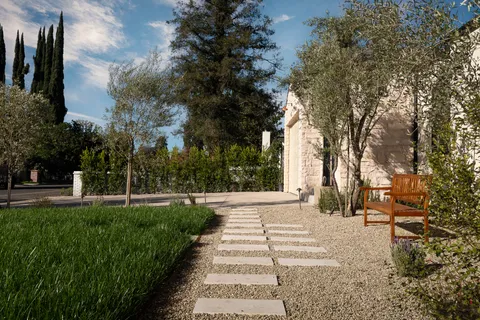 $3,185,000 | 15719 Hartsook Street, Encino, CA 91436