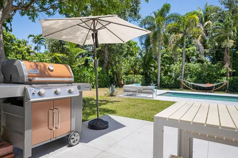 $1,950,000 | 360 Northeast 91st Street, Miami Shores, FL 33138