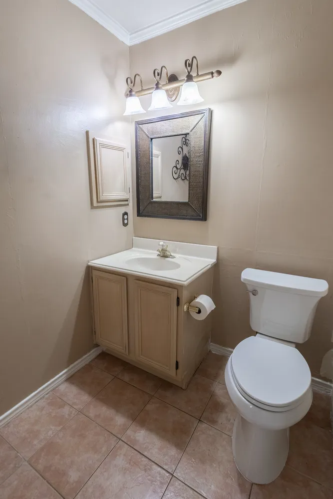 $425,000 | 1212 Ashbrook Drive, Grand Prairie, TX 75052