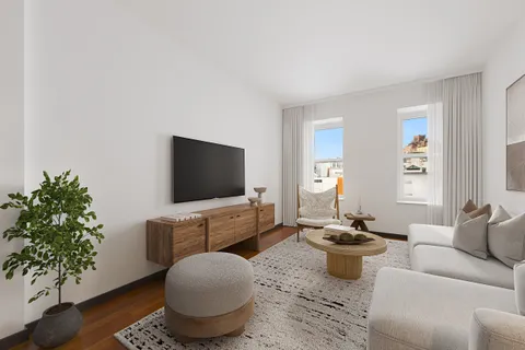 $695,000 | 88 Charles Street, Unit 5D | West Village