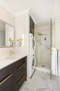 $2,650,000 | 875 5th Avenue, Unit 8D | Lenox Hill